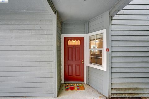 Photo of 7835 Canyon Meadows Cir #E, Pleasanton, CA 94588 (MLS # 41131991)