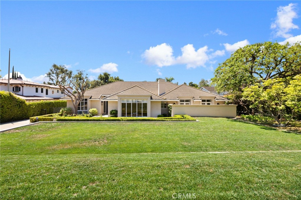 Properties 2 940 Singing Wood Drive