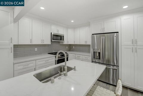 1124 Singingwood Ct 5 Walnut Creek CA 94595