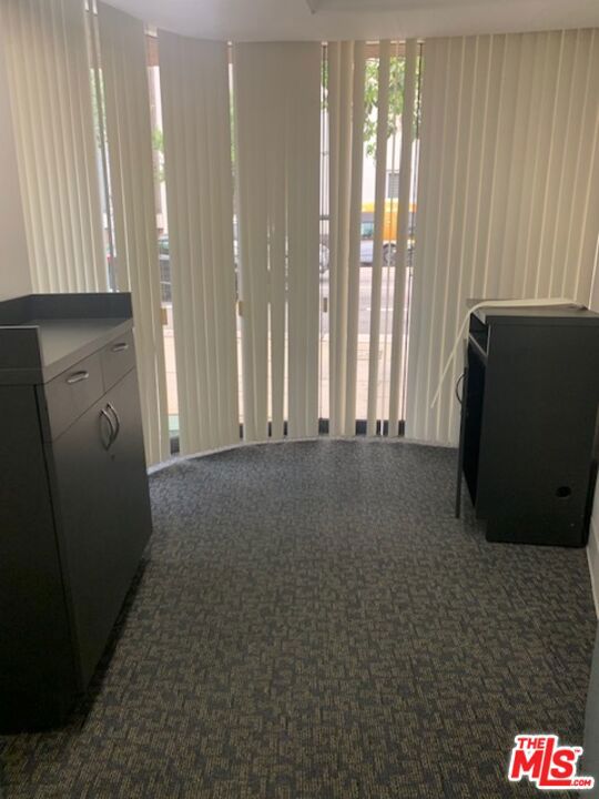 14827 Ventura Boulevard 209