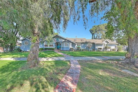 Photo of 1429 Garretson Ave, Corona, CA 92879 (MLS # CV26066579)