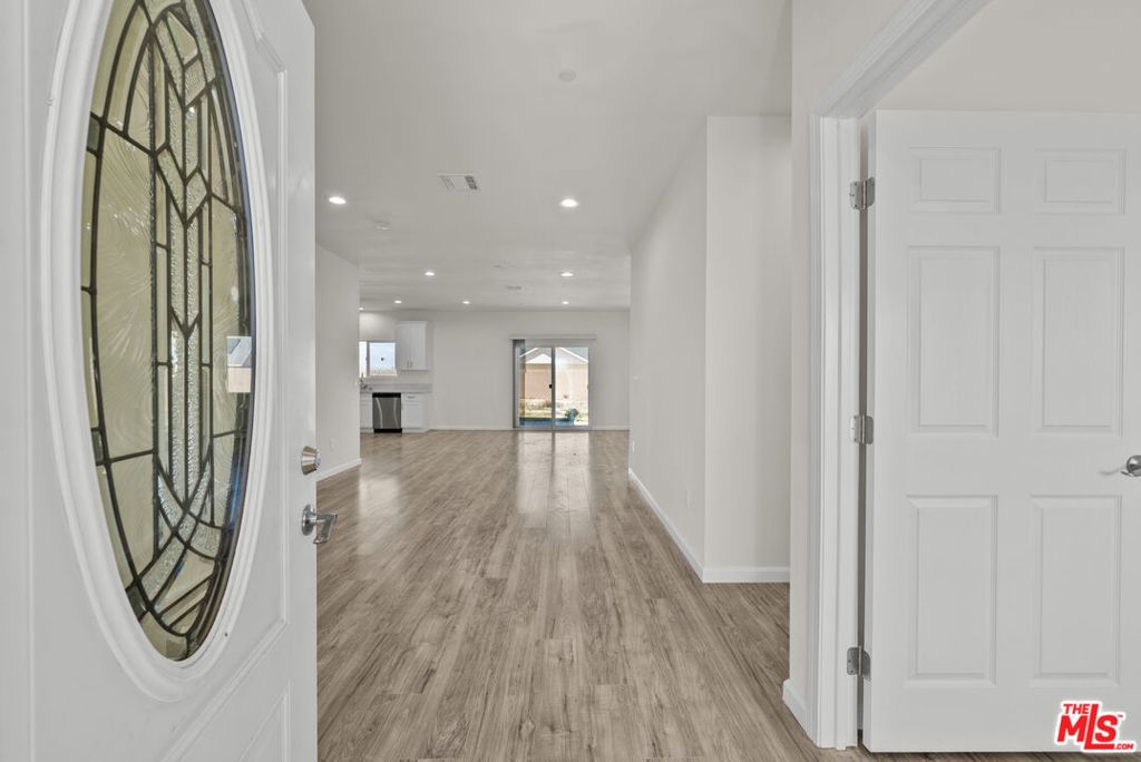 Photo of 9101 Heather Avenue, California City, CA 93505 (MLS # 25614467)