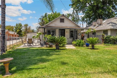 Photo of 1003 Stevenson Street, Colton, CA 92324 (MLS # IV25157301)