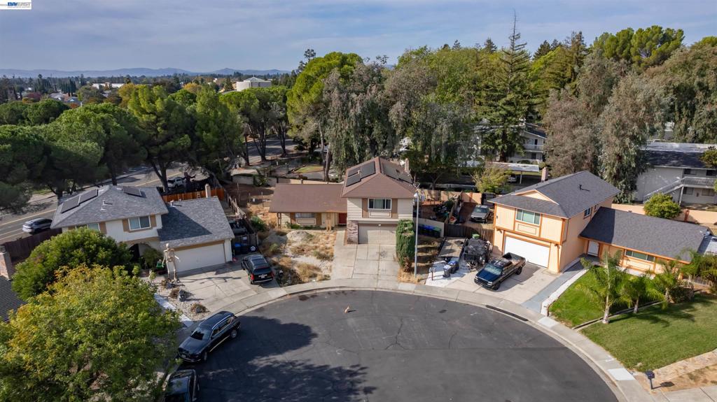753 Ash Ct