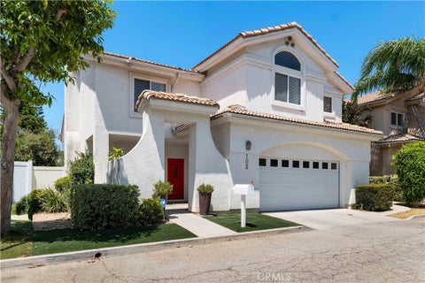 Photo of 17333 San Jose Street, Granada Hills, CA 91344 (MLS # SR26170971)