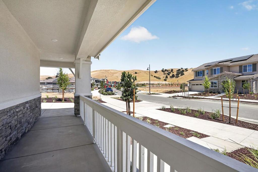 136 Golden Gate Lane