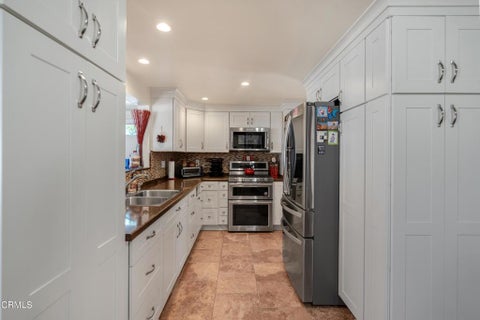 Tiny photo for 1820 Gallatin Place, Oxnard, CA 93030 (MLS # V1-39230)