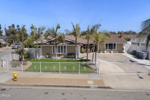 Photo of 1820 Gallatin Place, Oxnard, CA 93030 (MLS # V1-39230)