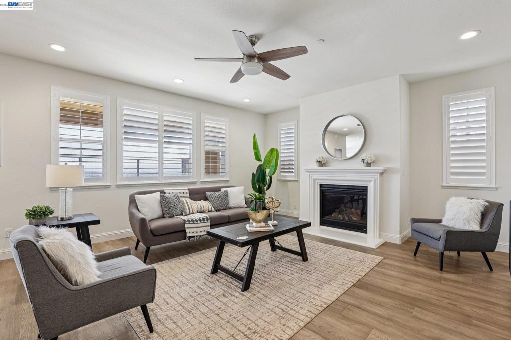 28719 28719 Vista Grande Dr