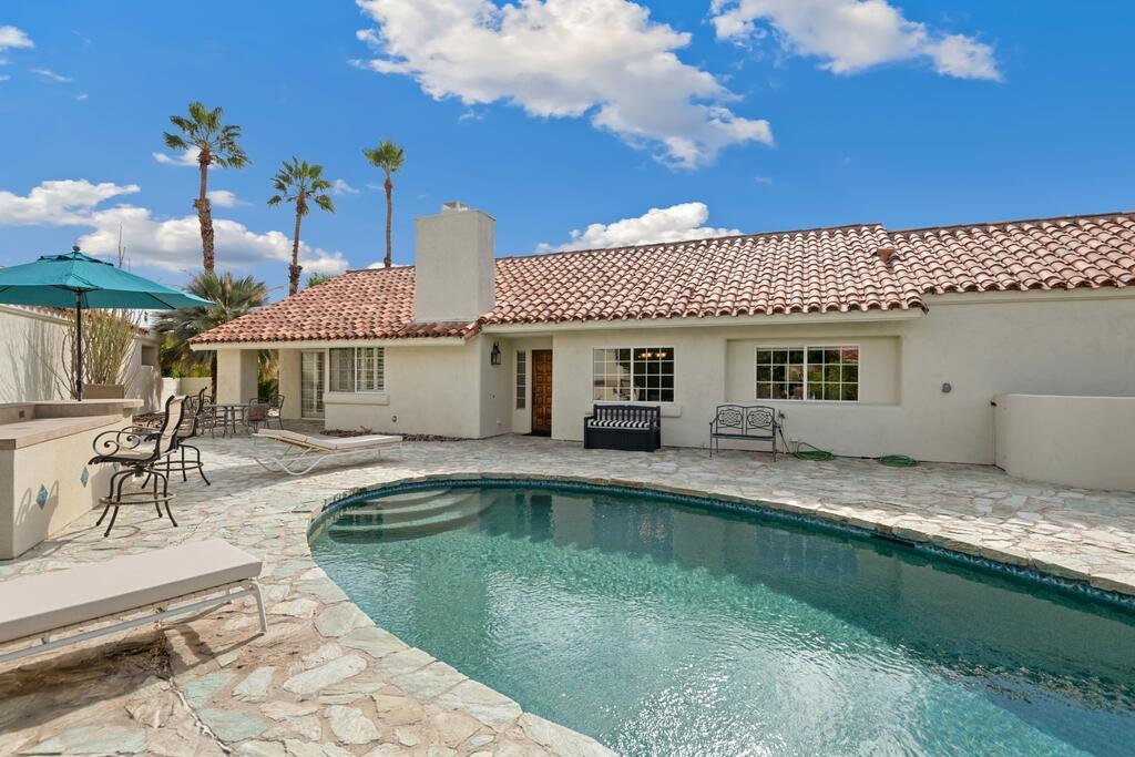 Desert Breezes - Residential