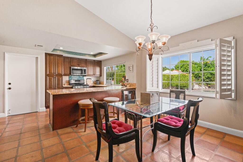 Desert Breezes - Residential