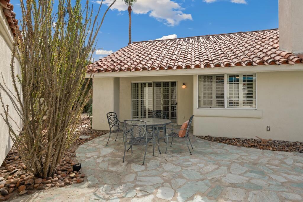 Desert Breezes - Residential