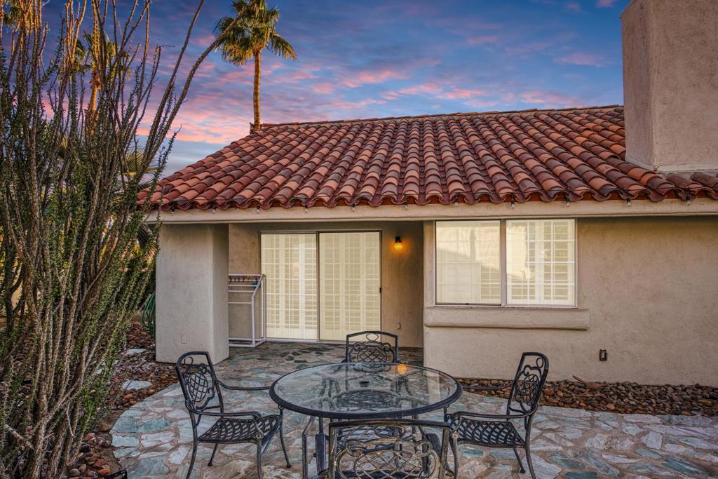 Desert Breezes - Residential