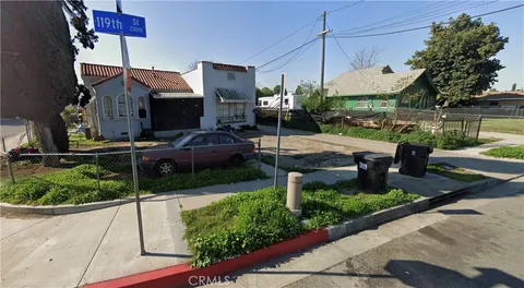 2366 E 119th St, Los Angeles, CA 90059 - MLS#: JT25271760