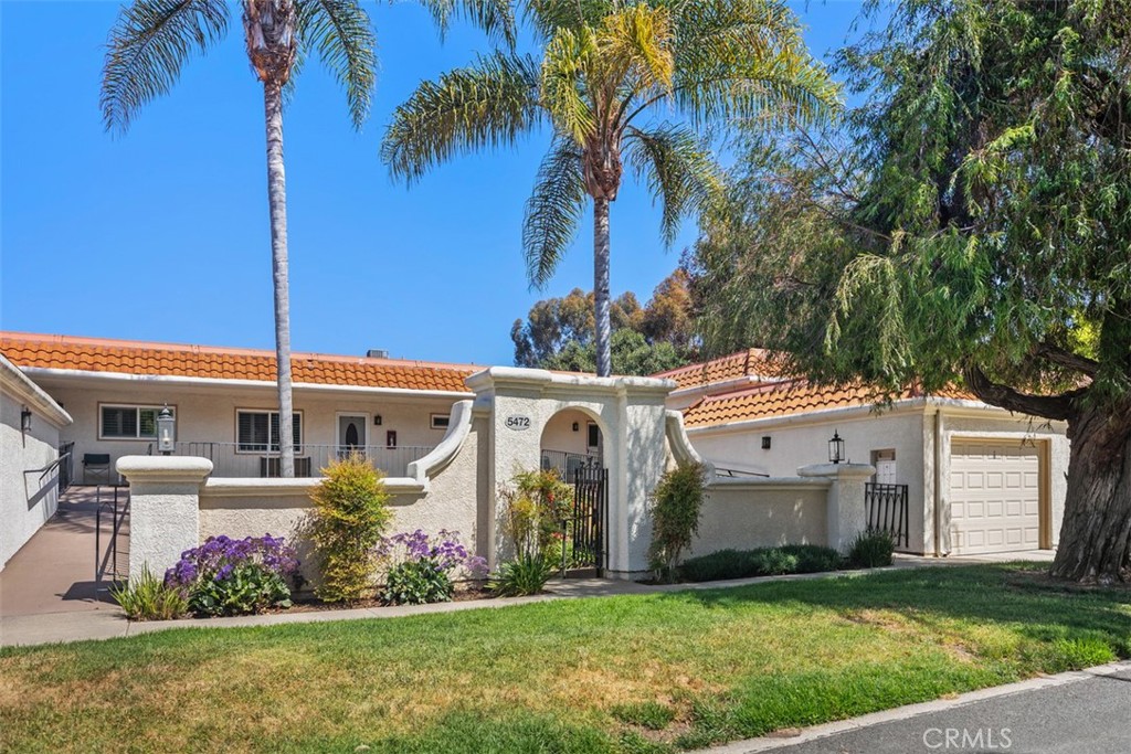 5472 Paseo Del Lago E B