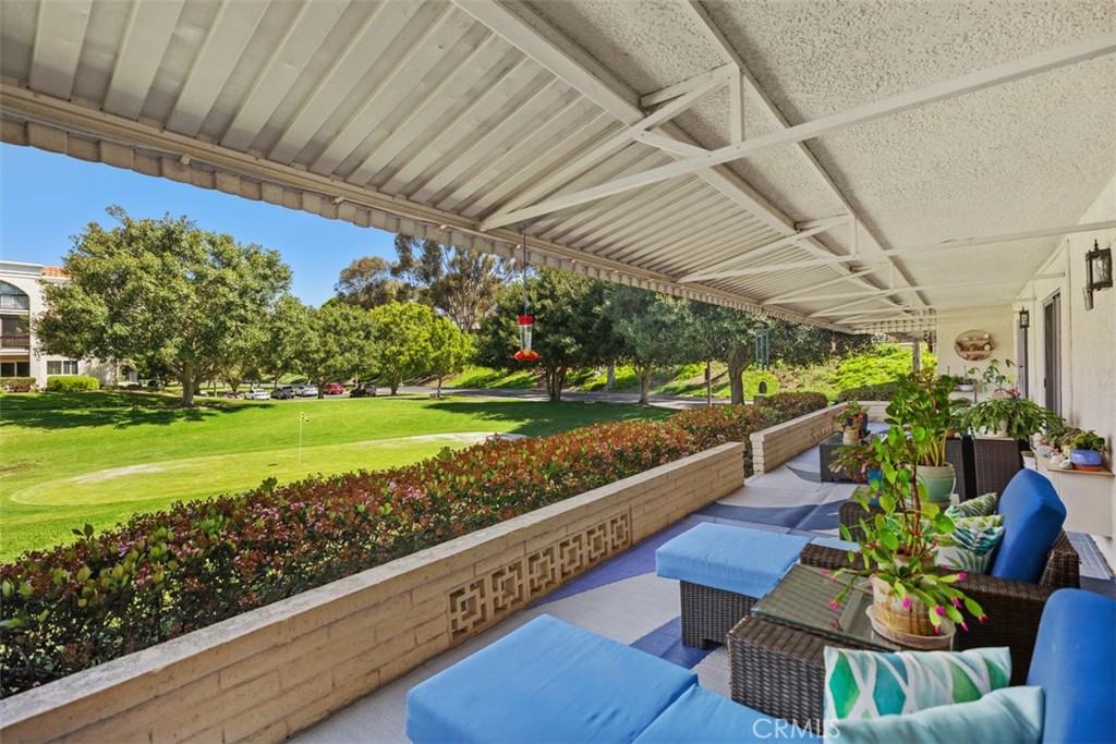 5472 Paseo Del Lago E B