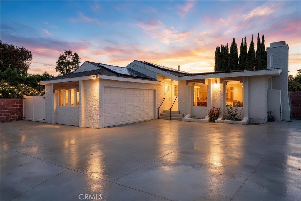6246 Fallbrook AVE