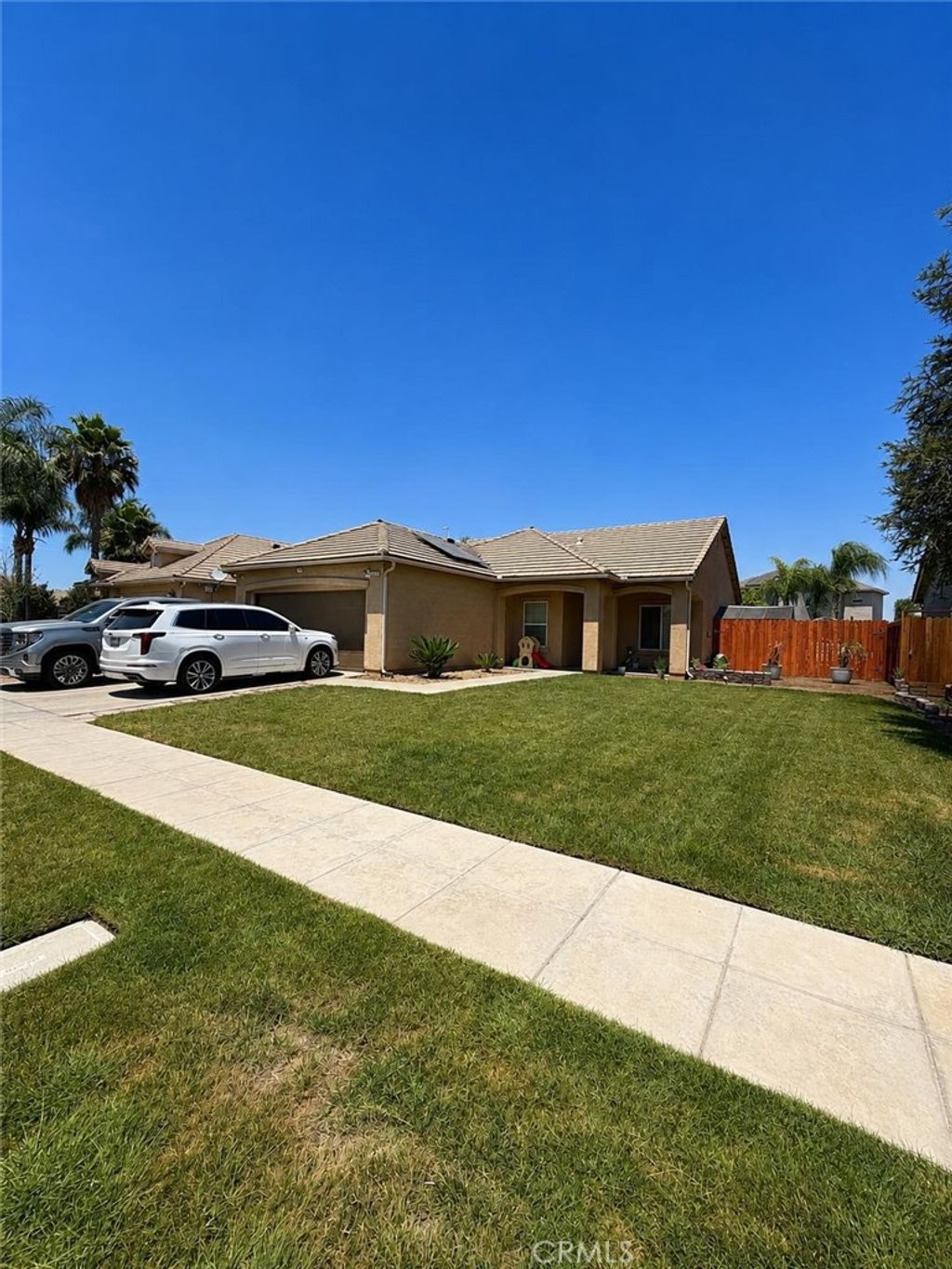 Photo of 6336 W Wrenwood LN, Fresno, CA 93723 (MLS # FR26163098)