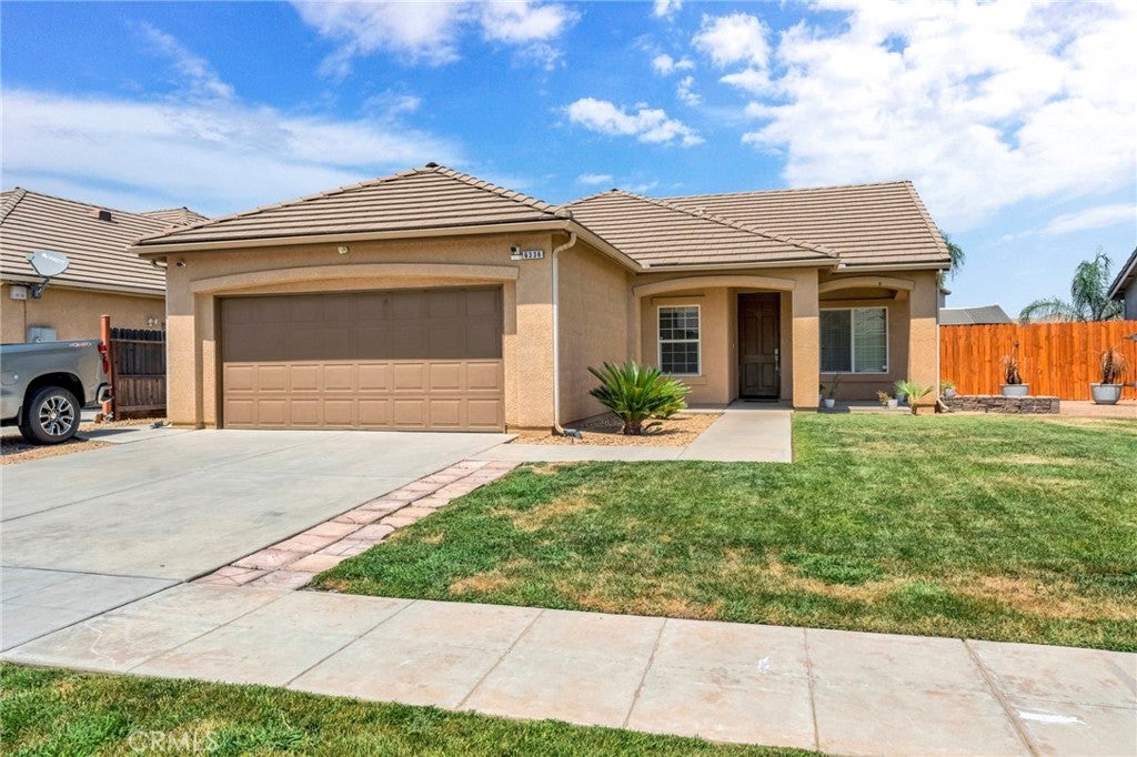 6336 W Wrenwood