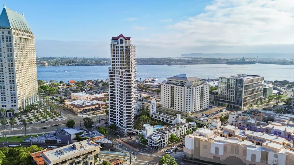700 W Harbor Dr 705