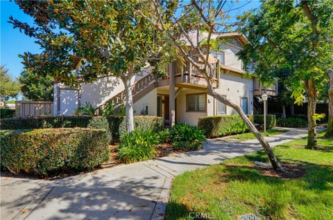 Photo of 27 Rockwood, Irvine, CA 92614 (MLS # OC26219989)