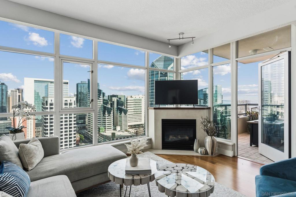 1199 Pacific Hwy 2903