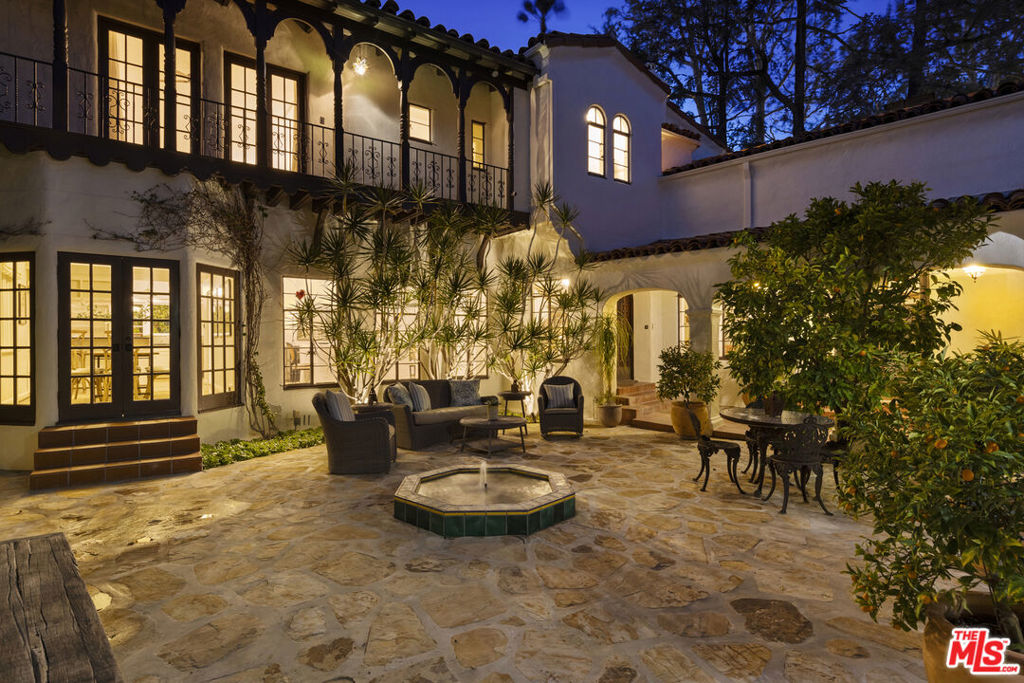 2417 NOTTINGHAM Avenue