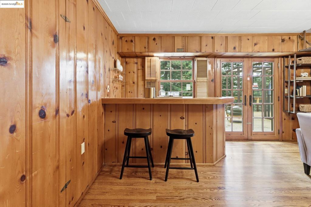 MONTCLAIR - Residential