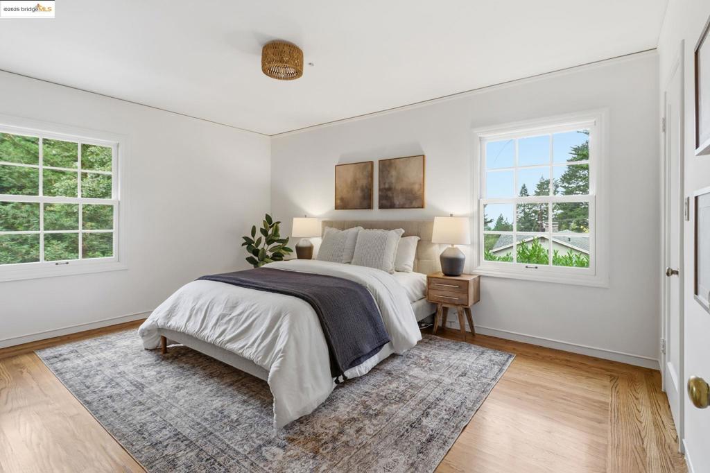 MONTCLAIR - Residential
