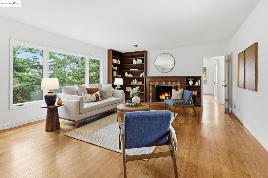 MONTCLAIR - Residential