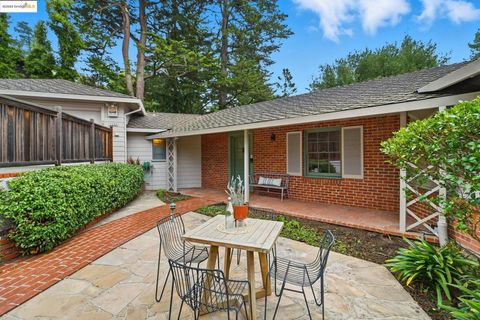 Photo of 2383 Thackeray Dr Dr, Oakland, CA 94611 (MLS # 41115718) Photo of 2383 Thackeray Dr Dr, Oakland, CA 94611 (MLS # 41115718)