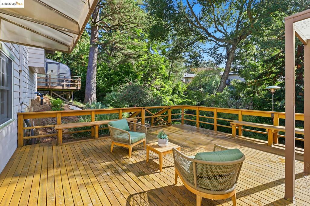 MONTCLAIR - Residential