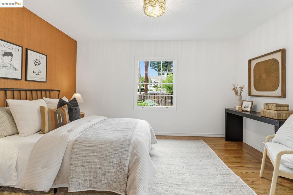 MONTCLAIR - Residential