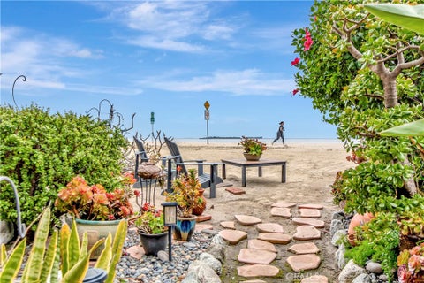 Photo of 1200 E Ocean Blvd #12, Long Beach, CA 90802 (MLS # NP26084936)