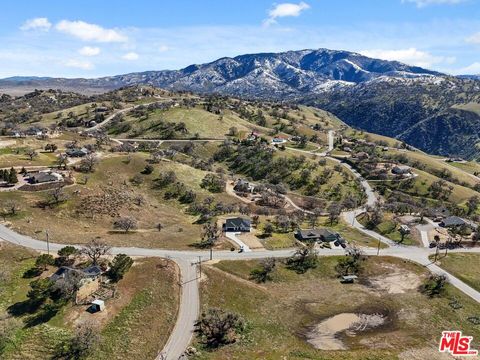Photo of 30460 Horsethief Drive, Tehachapi, CA 93561 (MLS # 26656907)