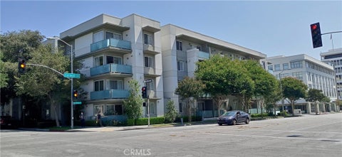 Photo of 160 S Hudson Ave, Pasadena, CA 91101 (MLS # TR26228070)
