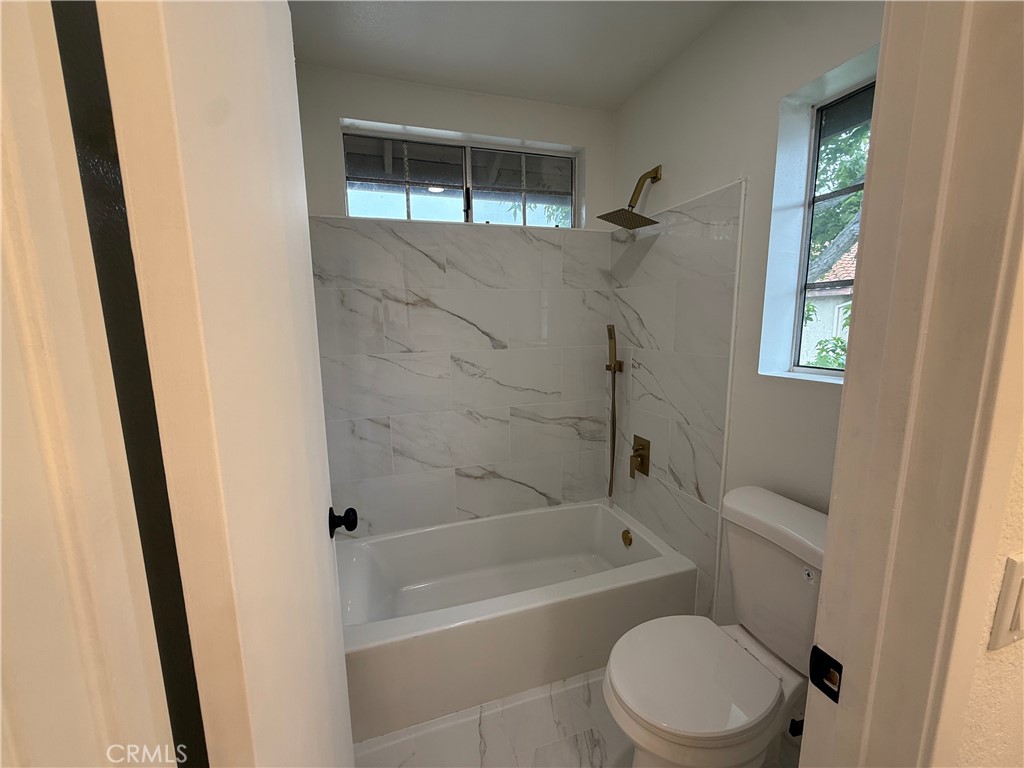 Las Palmas (BLP) - Residential Lease