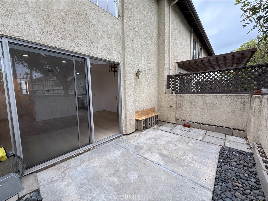 Las Palmas (BLP) - Residential Lease