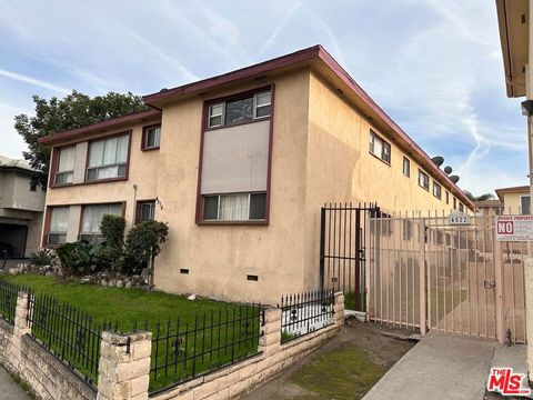 Photo of 4516 Coliseum Street, Los Angeles, CA 90016 (MLS # 26664407)