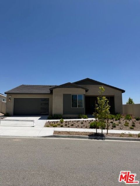 Photo of 28908 Vertex Way Way, Santa Clarita, CA 91350 (MLS # 26827661)