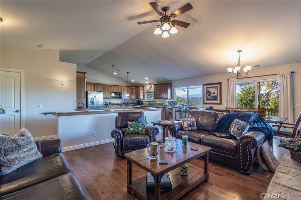 25152 Valle Drive