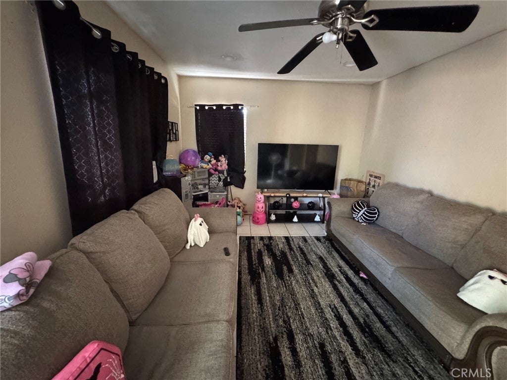 208 E Olive