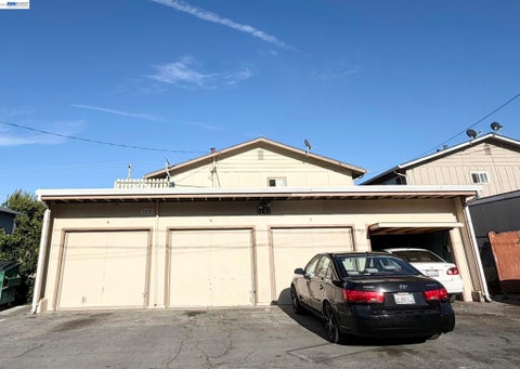 Tiny photo for 5747 Almaden Rd RD, San Jose, CA 95118 (MLS # 41151560)