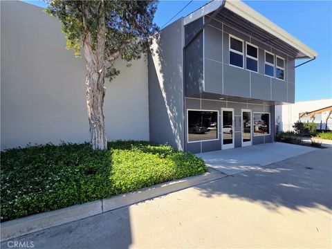 Photo of 2865 Gundry Ave, Signal Hill, CA 90755 (MLS # PW26093588)