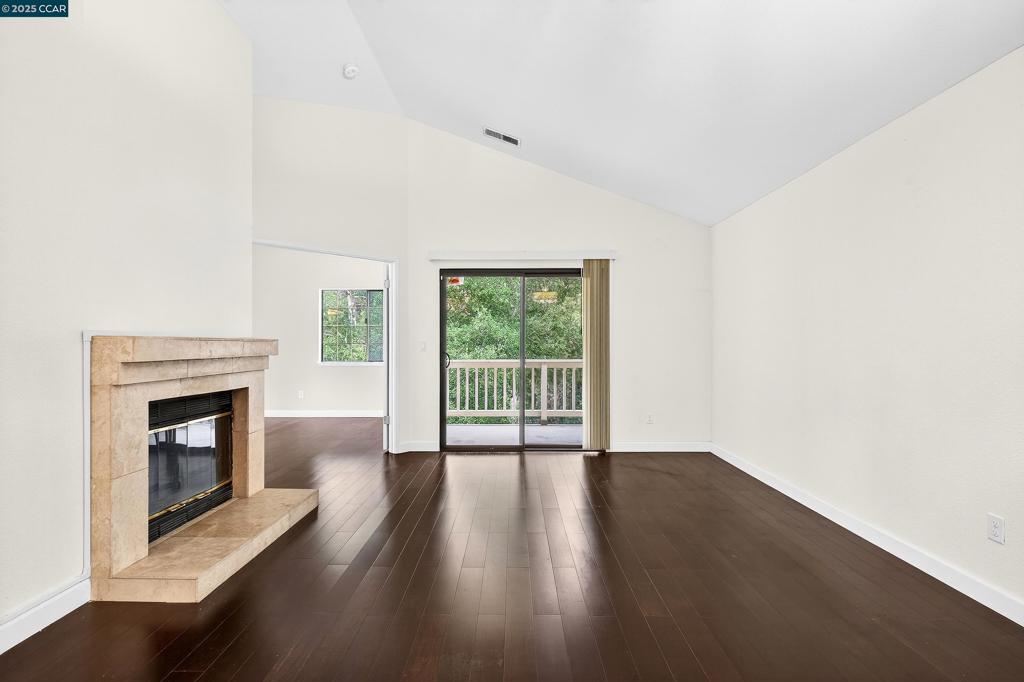 DEVONWOOD - Residential Lease