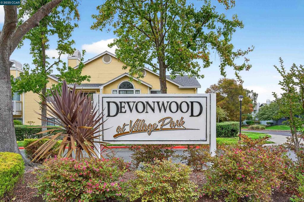 DEVONWOOD - Residential Lease