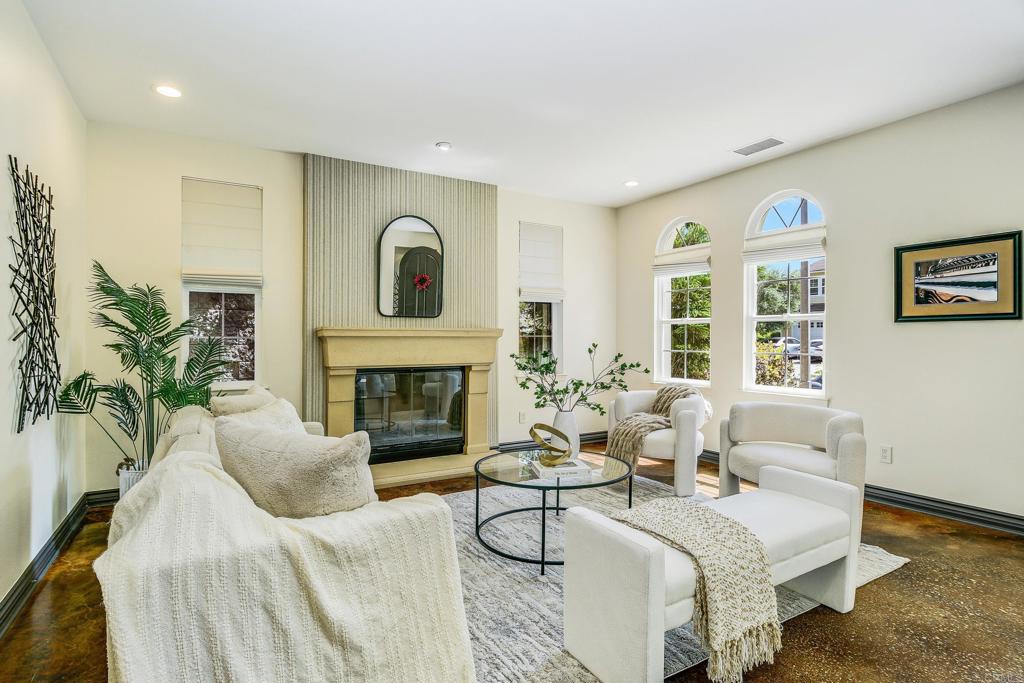 3518 Camino Cereza