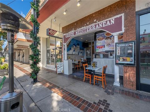 Photo of 138 N San Fernando Boulevard, Burbank, CA 91502 (MLS # GD25259620)