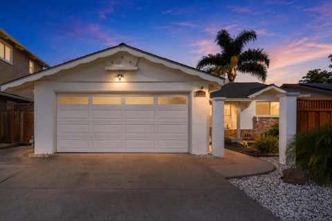 Photo of 25608 Barnard Street, Hayward, CA 94545 (MLS # ML82056392)