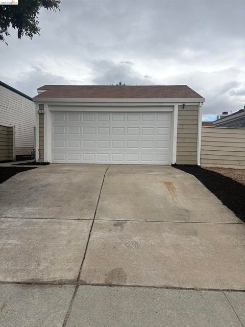 Photo of 3232 Islewood Ct CT, Antioch, CA 94531 (MLS # 41147244)